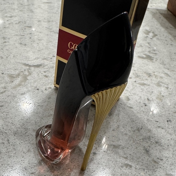 Carolina Herrera Good Girl Black and Gold Heel Perfume - Picture 4 of 6